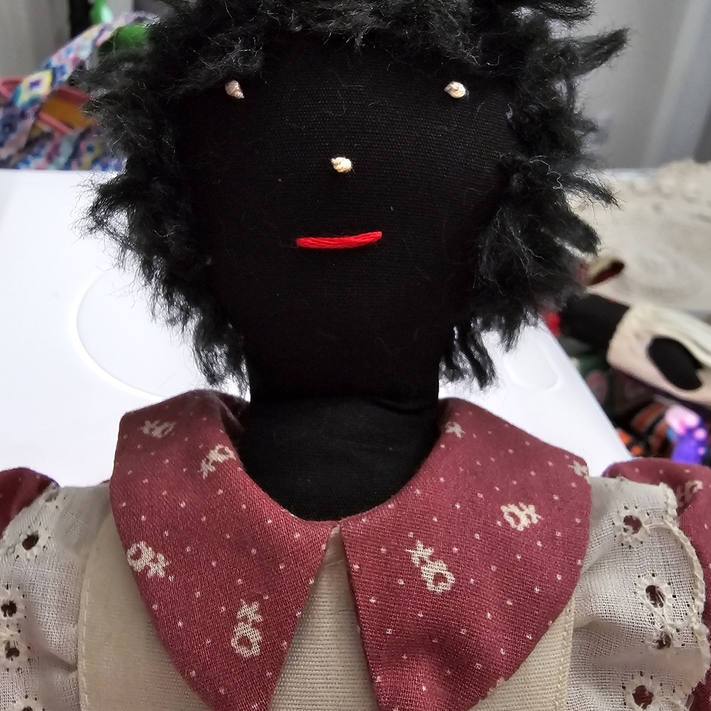 Vintage Ethnic African American Woman Handmade Rag Doll - Picture 4 of 4